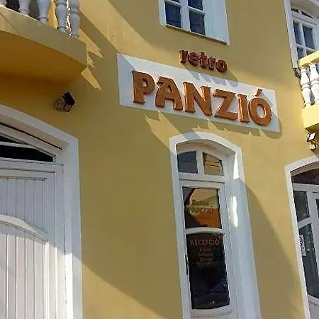 Retro Panzio 3*