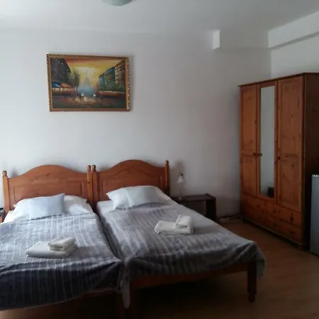 Retro Panzio Bed & Breakfast Pecs